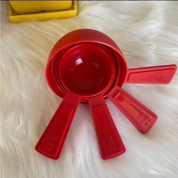 Rae Dunn WARM WISHES Batter Dispenser & Measurement Cups Set HTF - Picture 4 of 7